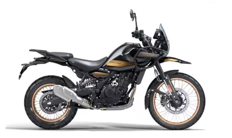 <div class='descrGalleryTitle'>Royal Enfield Himalayan – 5.900 euro</div><div class='descrGalleryText'><p>Unica indiana della rassegna, la <b><a href="https://www.dueruote.it/moto-scooter/royal-enfield/royal-enfield-himalayan-450/">Royal Enfield Himalayan</a></b> è in compenso quasi un <b>instant classic.</b> Già la sua prima versione, presentata nel 2016, si era distinta per un aspetto peculiare ispirato alle tuttoterreno inglesi degli Anni ’60; il modello odierno, completamente riprogettato con motore da 450 cc raffreddato a liquido <b>e 40 cavalli</b> (quasi il doppio della vecchia 411), segue la stessa linea ma lo fa con <b>contenuti tecnici ben più avanzati</b>, che lo rendono più sfruttabile e appetibile per un pubblico più variegato. Ha un assetto piuttosto basso e non è il massimo in termini di protezione aerodinamica, ma è comunque <b>confortevole e disinvolta in ogni condizione.</b> Ha sempre una linea tutta sua, ma offre ora un pacchetto ben più moderno, <a href="https://www.dueruote.it/news/moto-scooter/2023/11/02/royal-enfield-himalayan.html">che ha il suo fascino</a> e ci è piaciuto.</p>
</div>